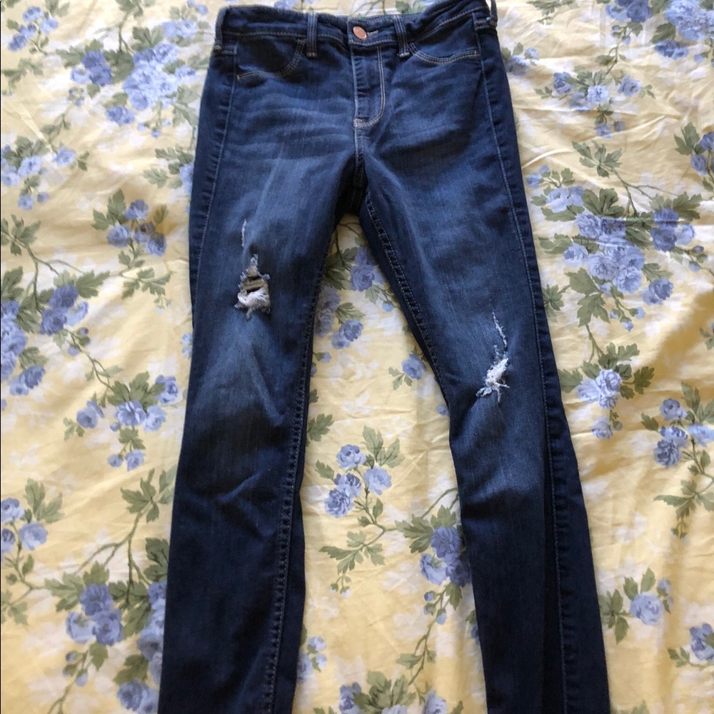 hollister dark washed jeans